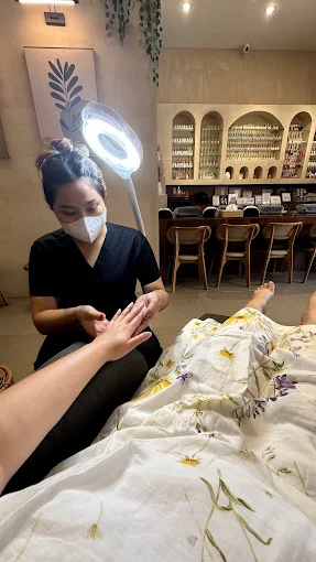 Creative nail art with gems